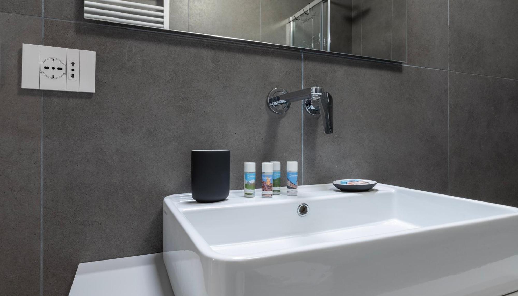 Apartmán Italianway - Petrella 4B Milán Exteriér fotografie